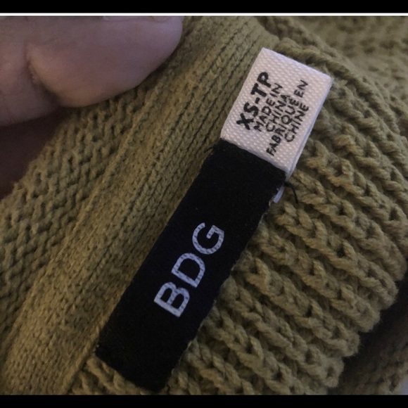 Urban Outfitters X BDG Mustard Sweater - Picture 3 of 3